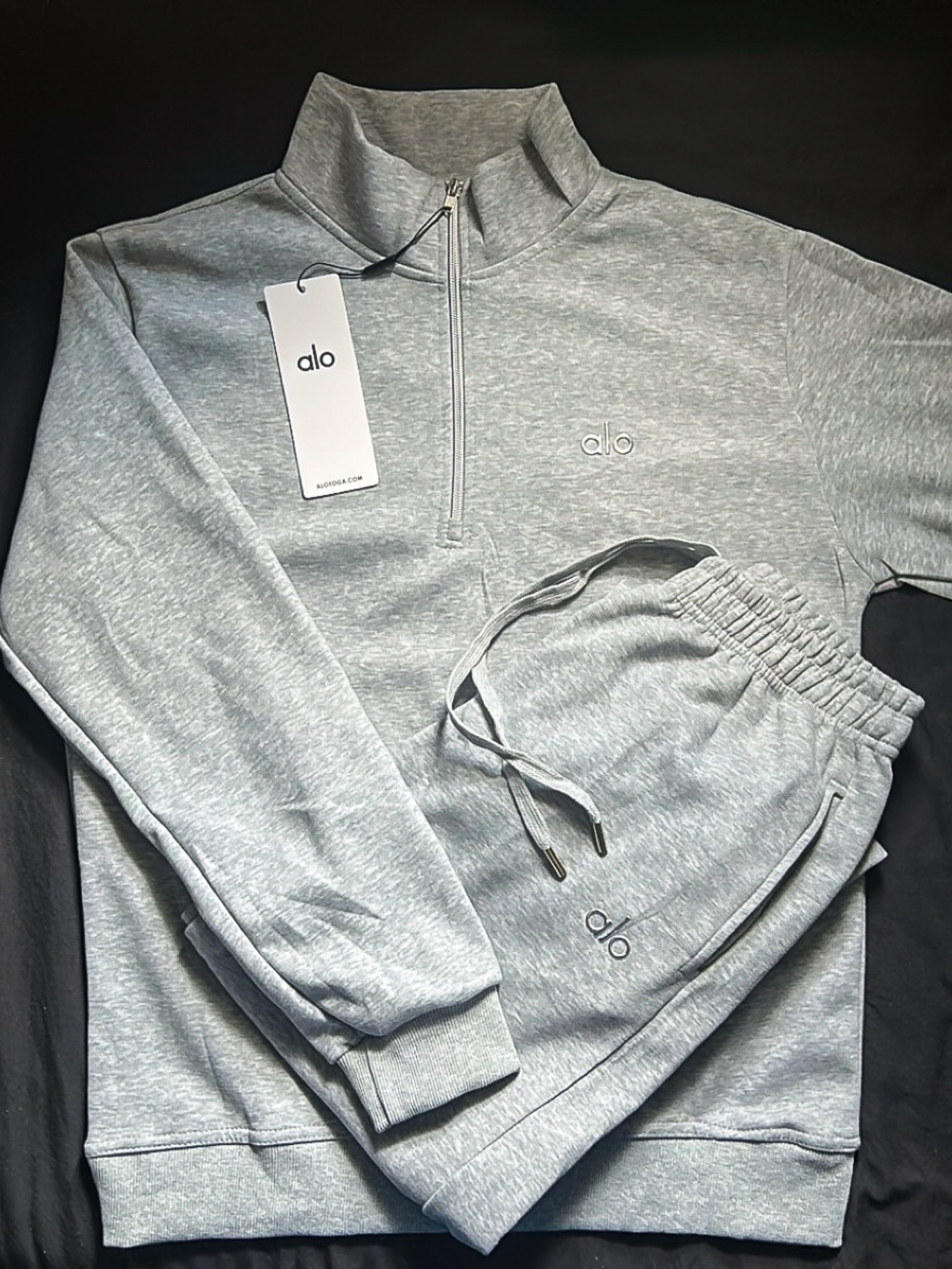 ALO Yoga Accolade Set (Athletic Grey) Size Small